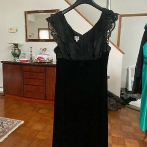 Armani BlackVelvet Dress 👗